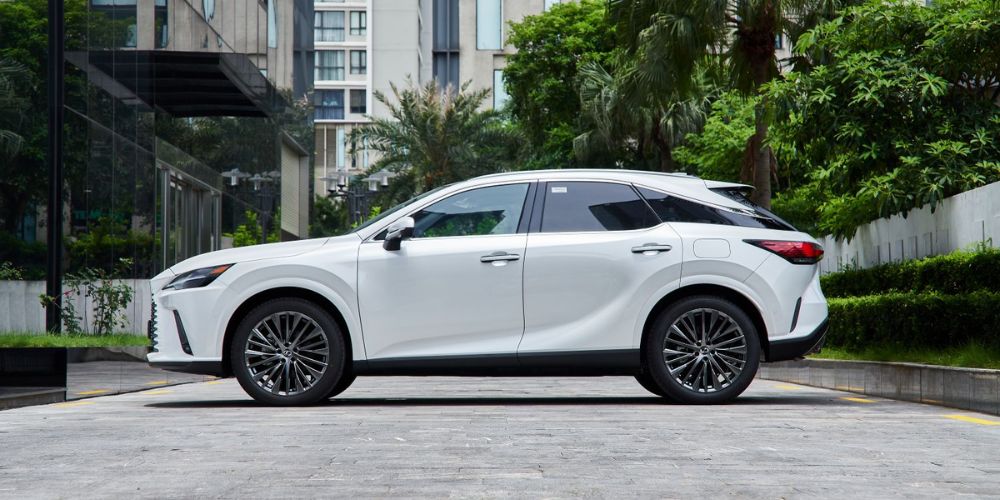 Lexus RX350h có cần sạc không? Giải đáp chi tiết từ Lexus Hà Nội